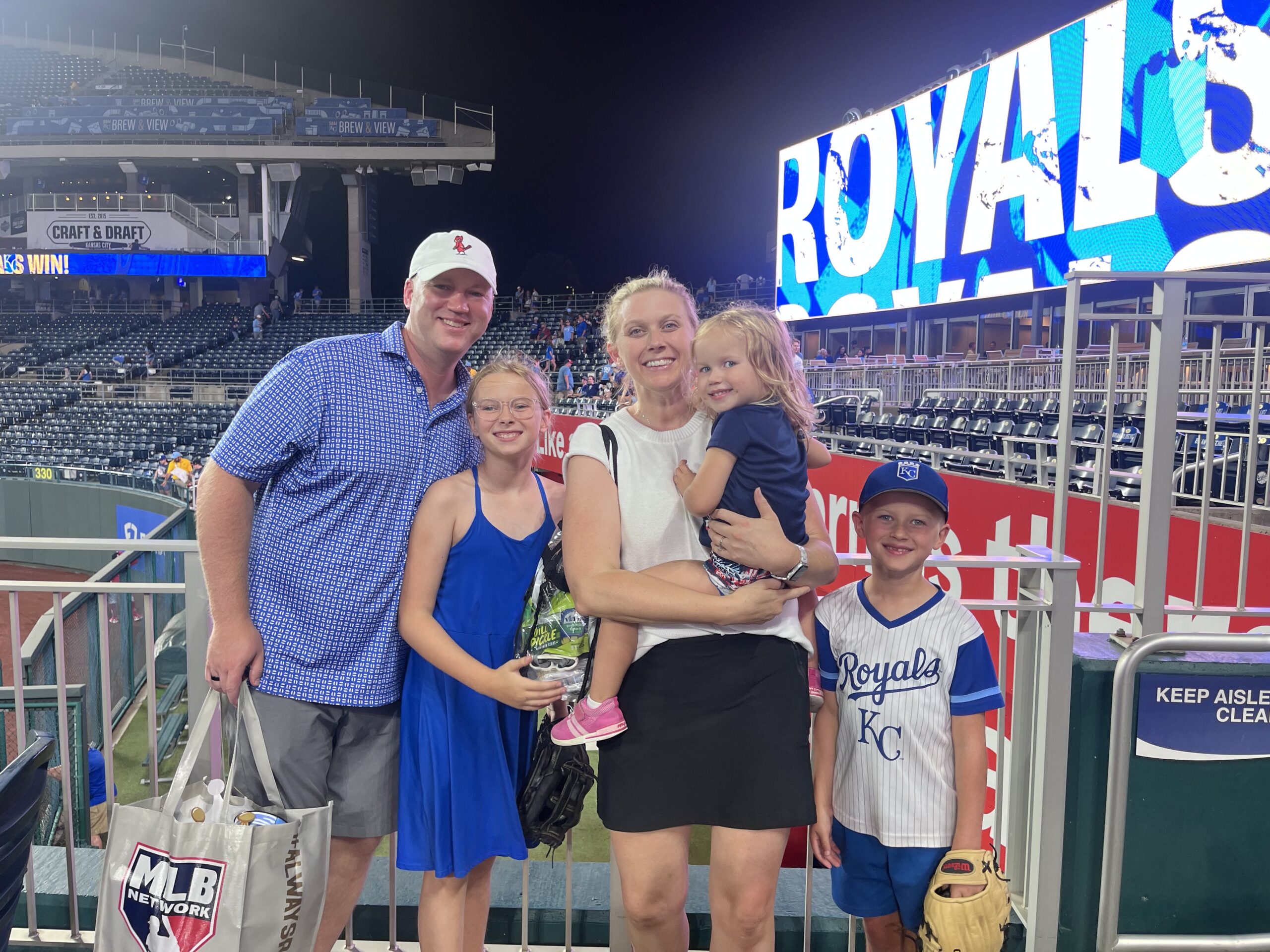 Joel Barjenbruch image